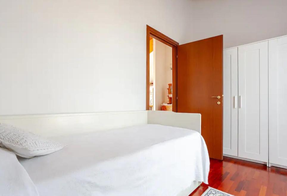Il Nido Della Cicogna Apartment Certosa di Pavia Luaran gambar